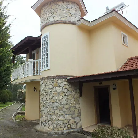 Nicholas Gate D 1 Villa *